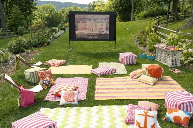 Summer Night Party Ideas
 5 Backyard End of Summer Party Ideas