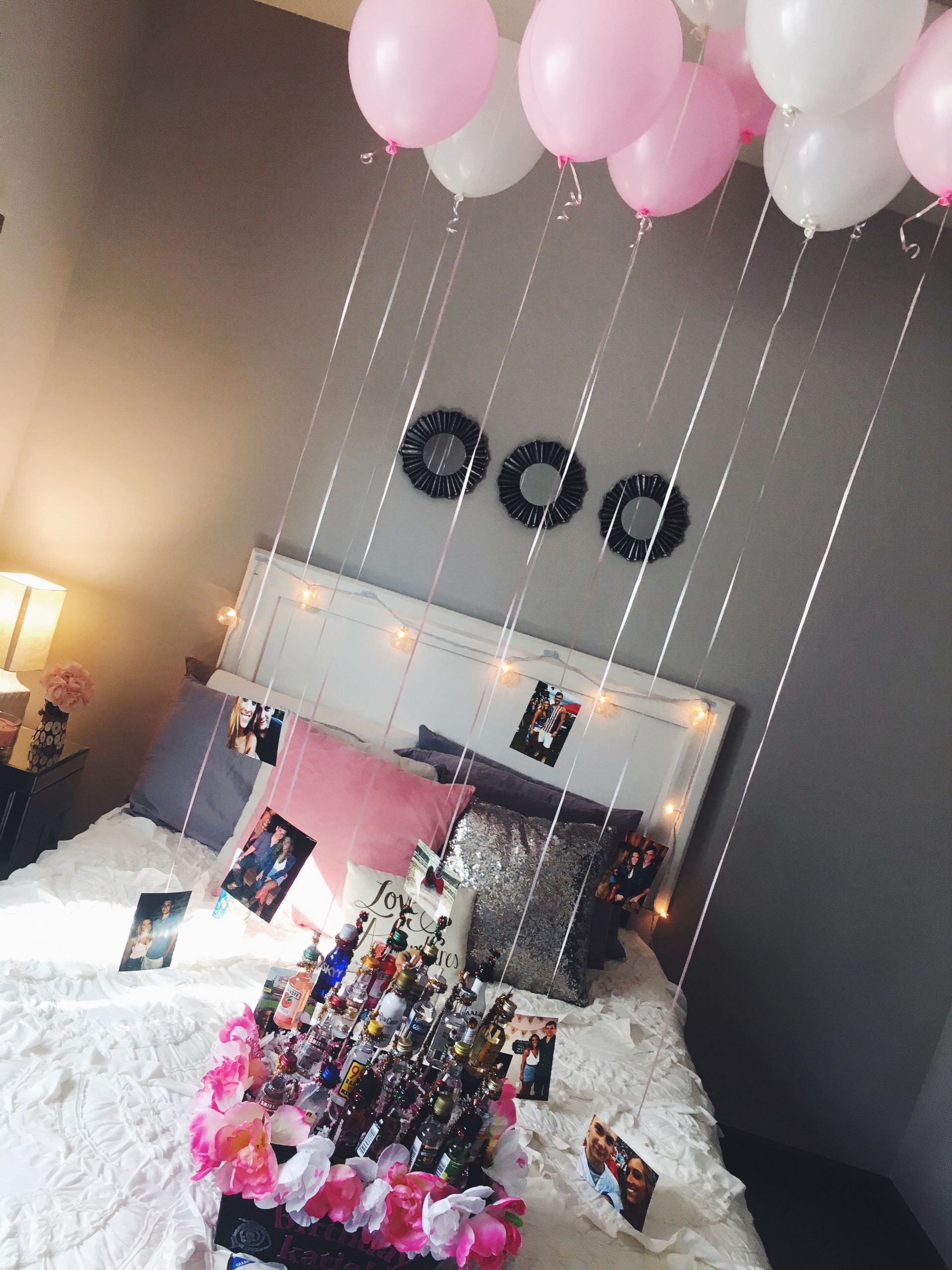 Surprise Gift Ideas For Girlfriend
 easy and cute decorations for a friend or girlfriends 21st