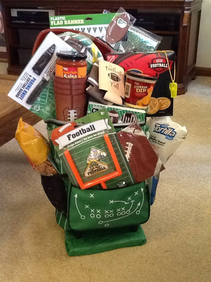 Tailgating Gift Basket Ideas
 Tailgating basket for an auction item There is plates