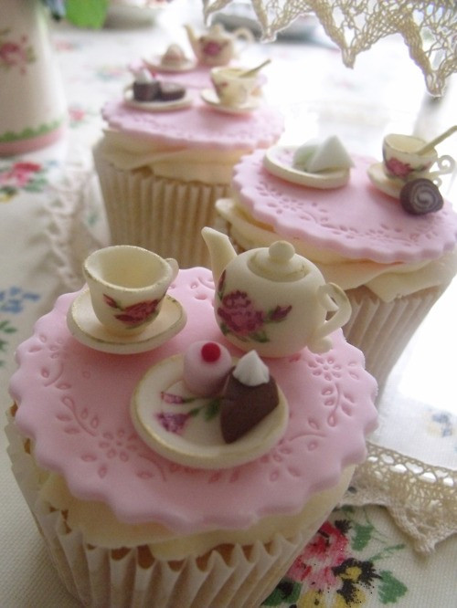 Tea Party Cupcakes Ideas
 Cupcakes Decorating With Mini Tea Sets s
