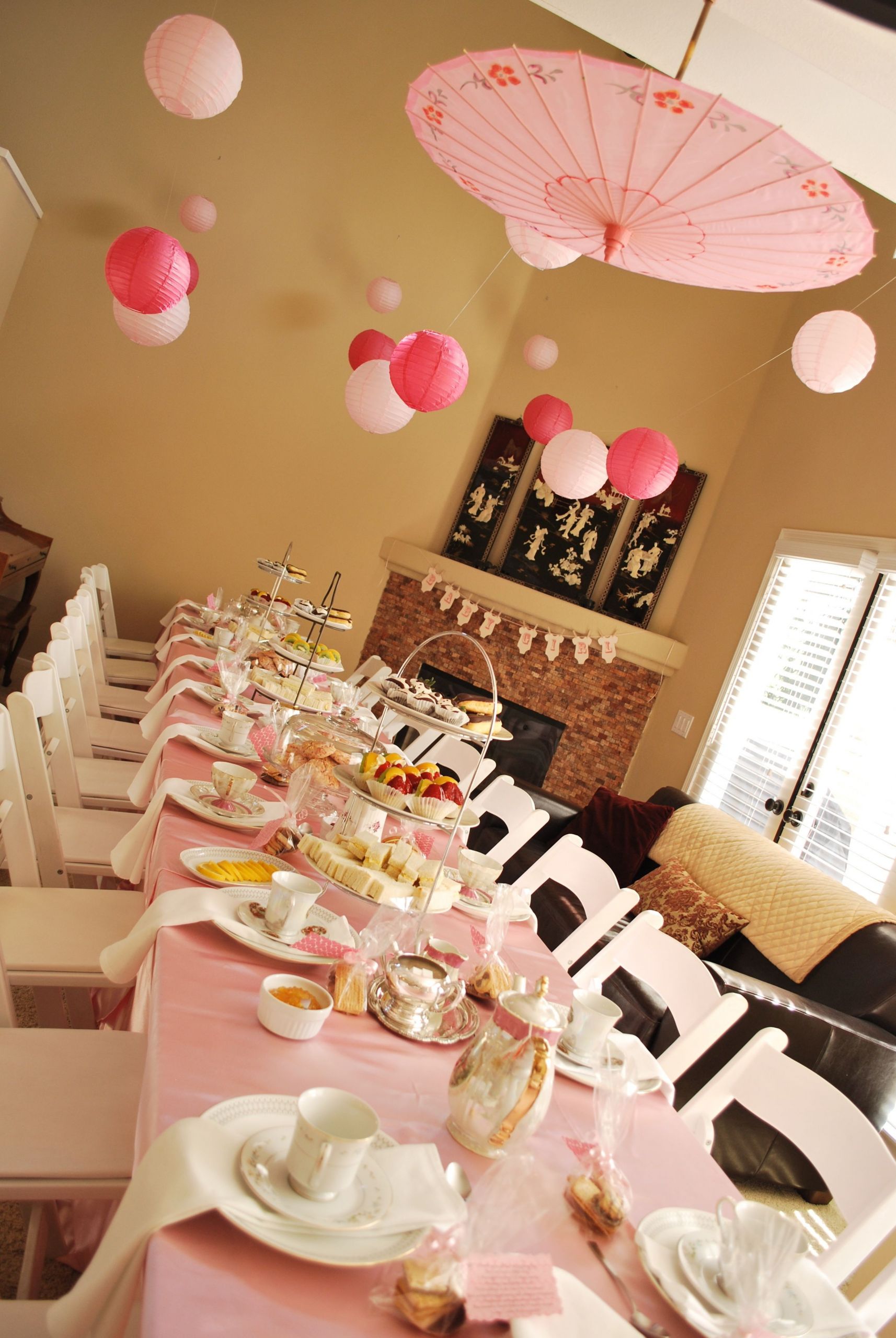 Tea Party Themed Baby Shower Ideas
 Tea Party Baby Shower t sure abt the Asian umbrella