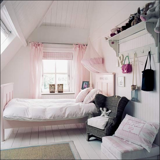 Teenage Girls Bedroom
 Key Interiors by Shinay Vintage Style Teen Girls Bedroom