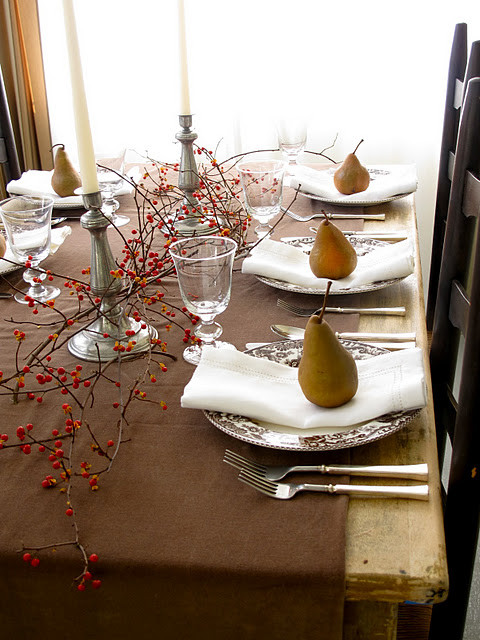 Thanksgiving Table Setting
 Velvet Moss Thanksgiving Table Setting Inspiration