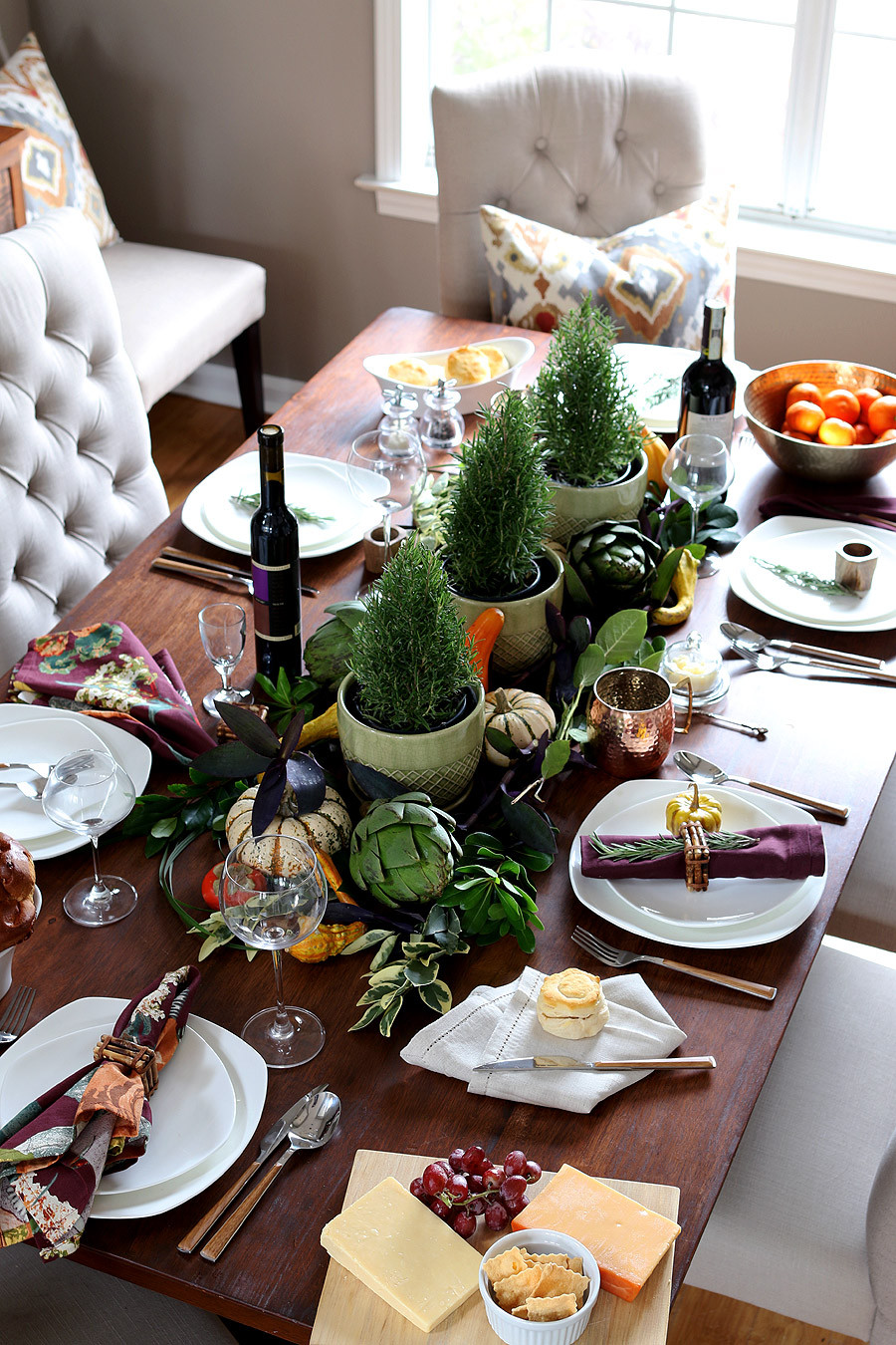 Thanksgiving Table Setting
 Casual and Elegant Thanksgiving Table
