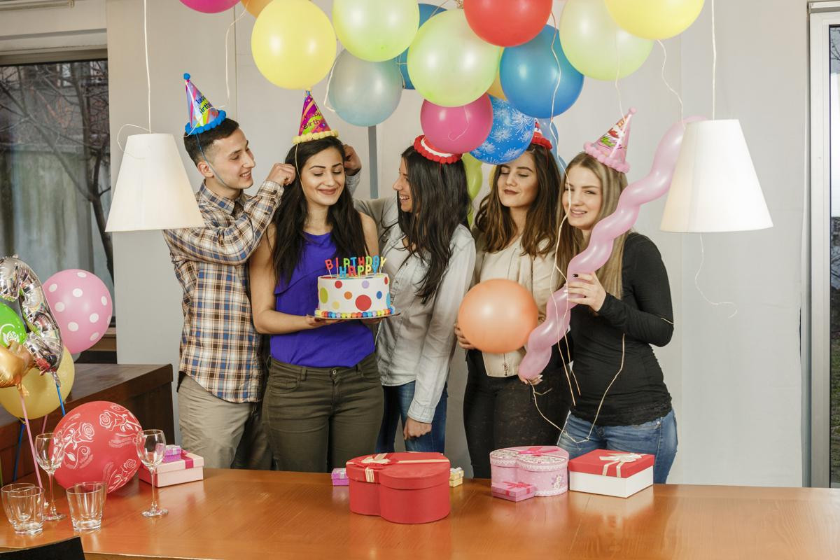 Things To Do At A Birthday Party
 Cool Things to Do on Your 18th Birthday and Step Into
