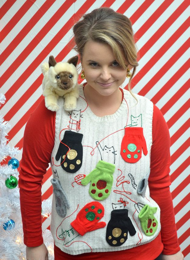 Toddler Ugly Christmas Sweater DIY
 34 DIY Ugly Christmas Sweaters For That Holiday Party