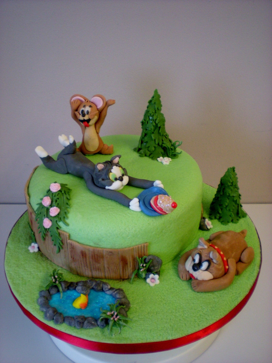 Tom And Jerry Birthday Cake
 Tom And Jerry CakeCentral