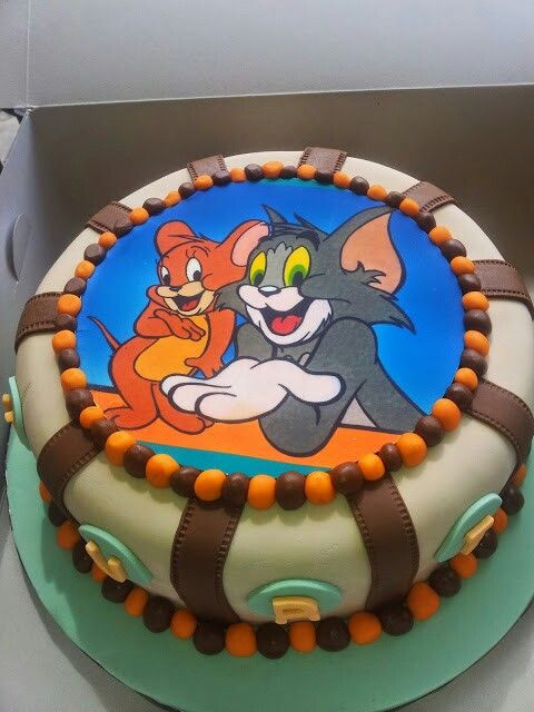 Tom And Jerry Birthday Cake
 Tom and Jerry cake divan koeke Pinterest
