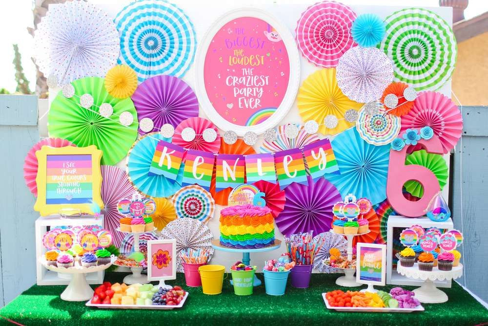 Trolls Pool Birthday Party Ideas
 Check out this awesome Trolls Birthday Party The dessert