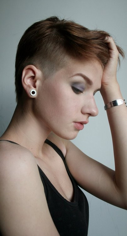 Undercut Haircuts For Women
 The Pixie Revolution Pixie Cut SideCut Undercut Buzzed