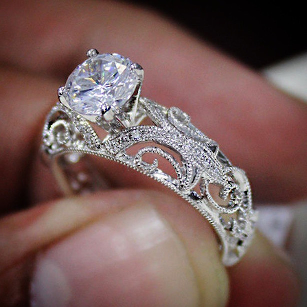 Unusual Wedding Bands
 Design Your Dream Engagement Ring with Diamond Mansion