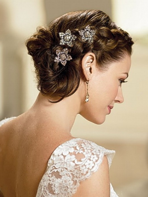 Updo Hairstyles For A Wedding
 RainingBlossoms Trendy Wedding Hairstyles Updos