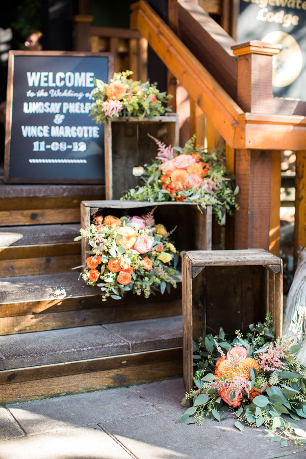 Used Wedding Decor
 Falling in Love with These Great Fall Wedding Ideas