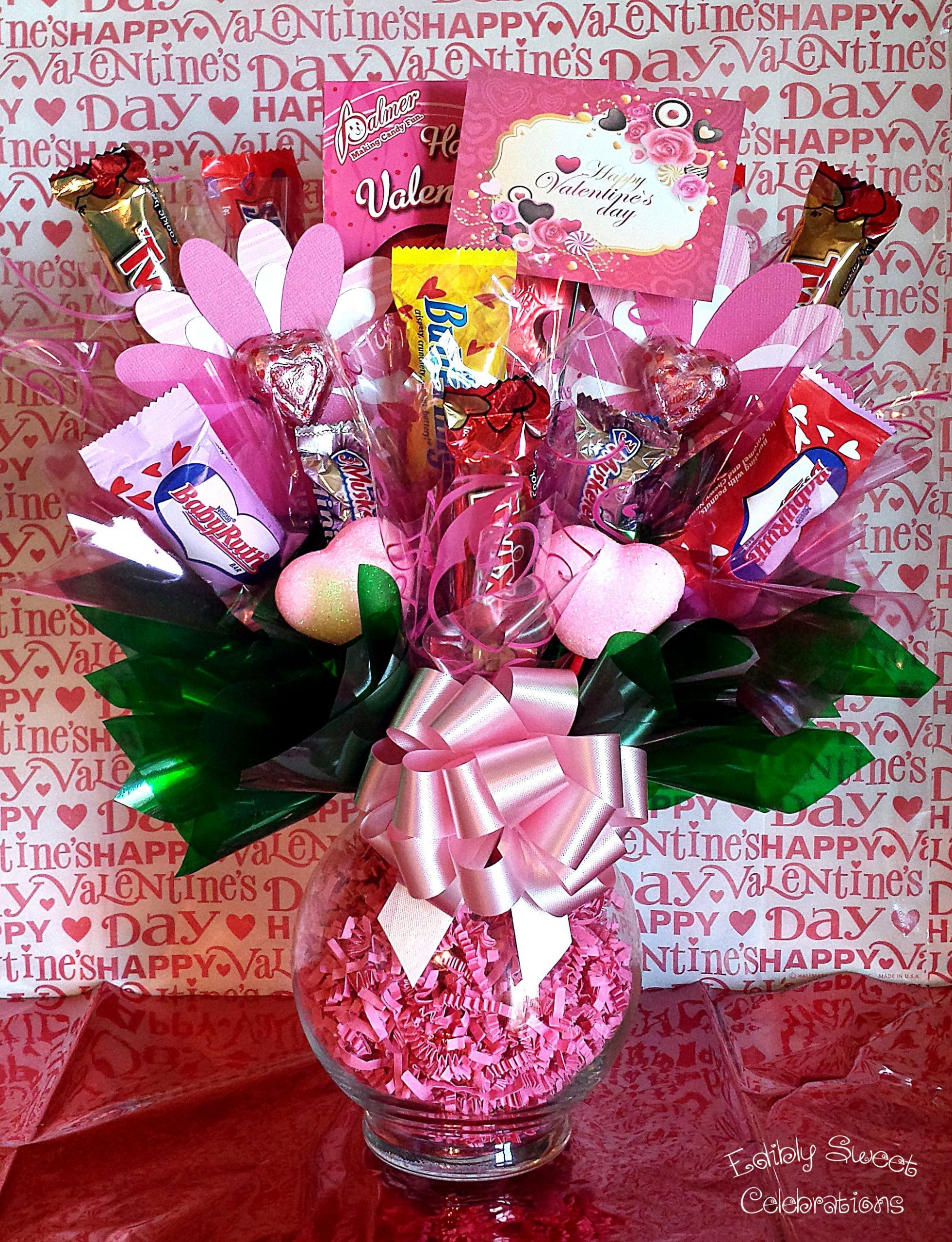 Valentines Day Candy Gift
 Valentine candy bouquet