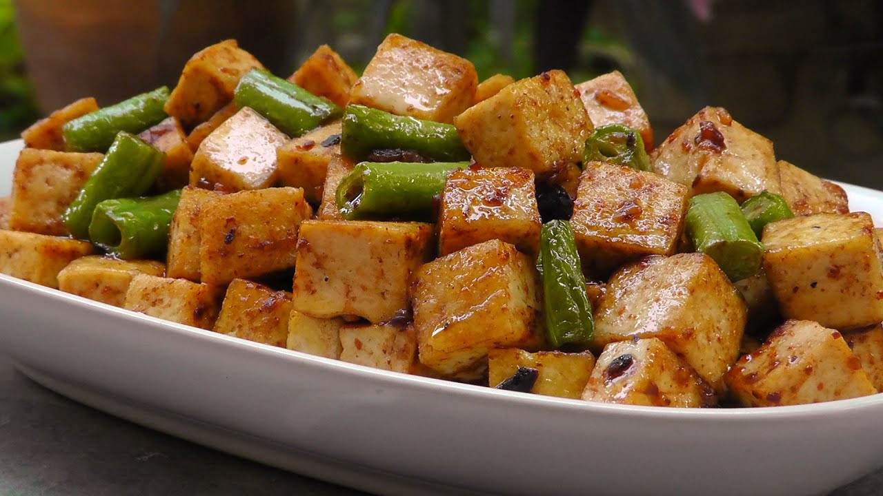 Vegetarian Recipes With Tofu
 Chinese Tofu in Black Bean Sauce Vegan Ve arian Recipe