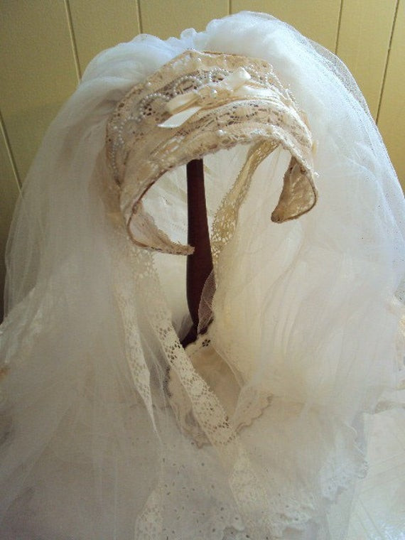 Vintage Veils Wedding
 Vintage Wedding Veil Headpiece with lace and pearls