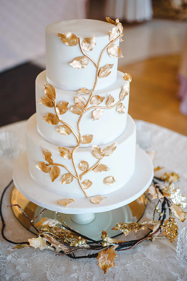 Wedding Cake
 Gorgeous Fall Wedding Cakes We re Drooling Over Southern