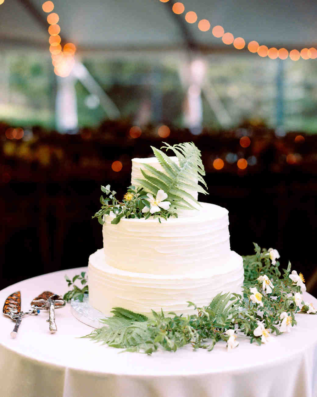 Wedding Cake Pics
 Spring Wedding Cakes That Are Almost Too Pretty to Eat