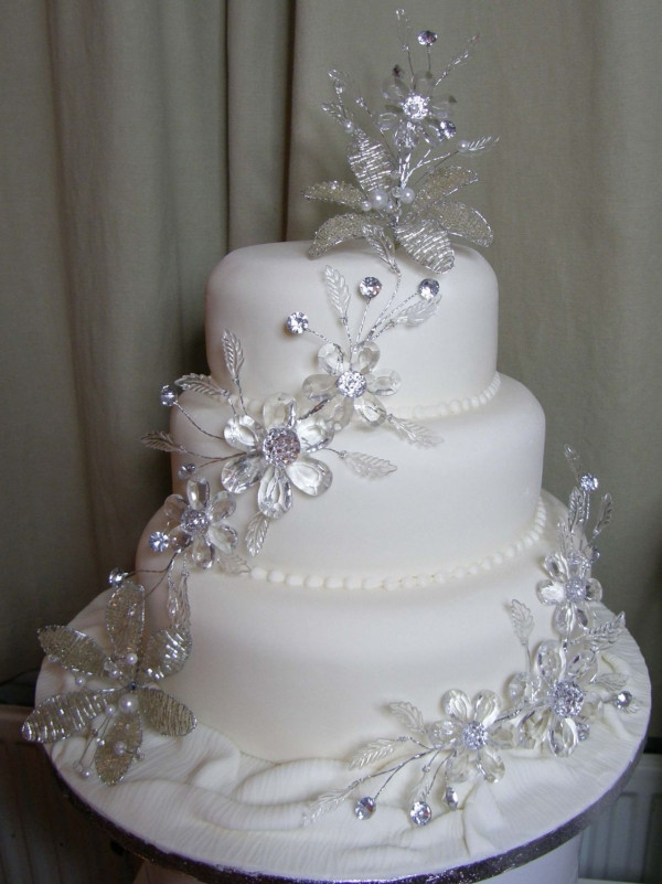 Wedding Cake Pics
 Wedding Cake Bling Beautiful Cakes That Sparkle & Shine