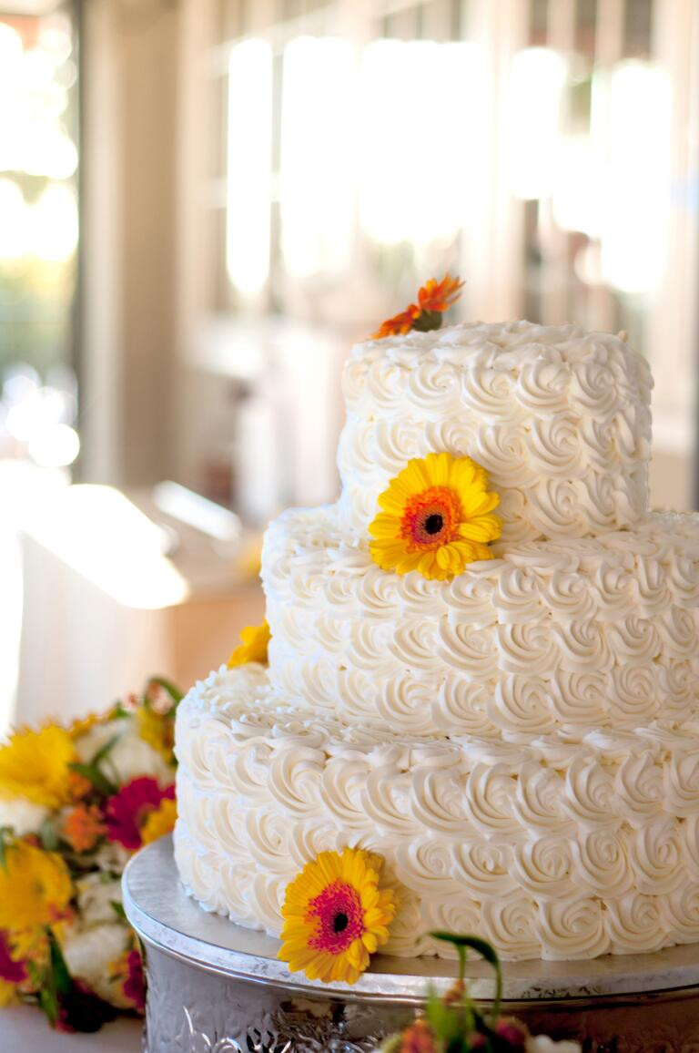 Wedding Cake Pictures
 7 Beautiful Buttercream Frosted Wedding Cakes