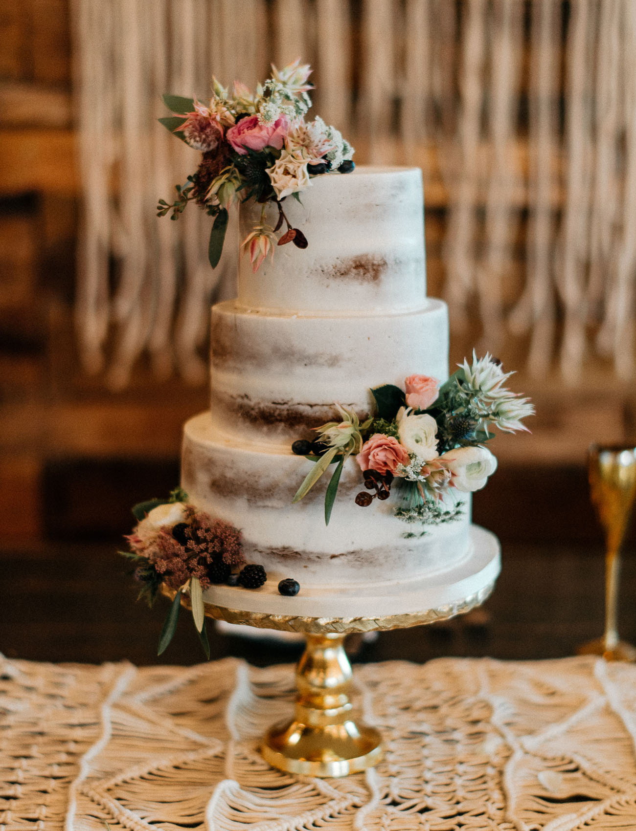 Wedding Cake
 Our Favorite Wedding Cakes from 2016 Green Wedding Shoes