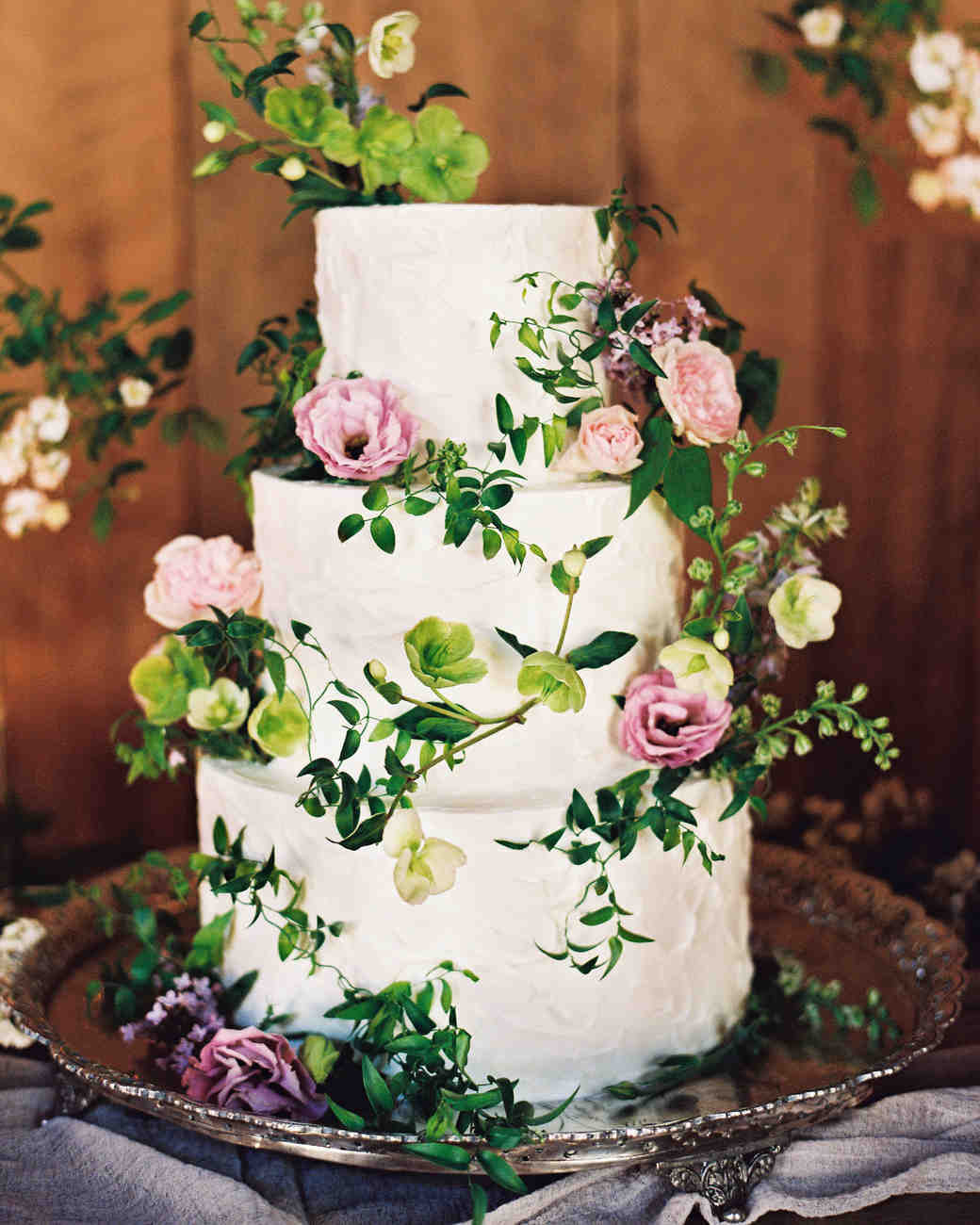 Wedding Cake With Flowers
 44 Wedding Cakes with Fresh Flowers
