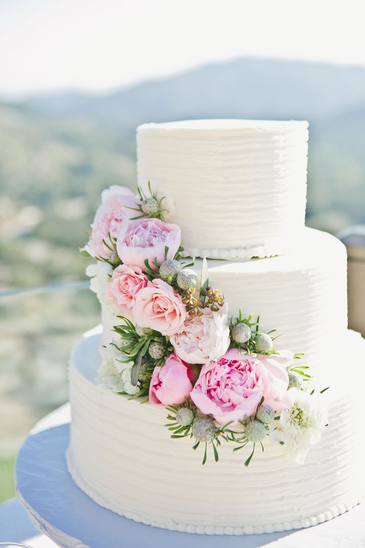 Wedding Cake With Flowers
 Wedding Cake Tips of Tiers