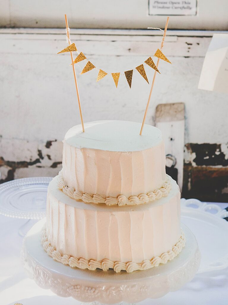 Wedding Cakes DIY
 15 Awesome DIY Wedding Cake Topper Ideas
