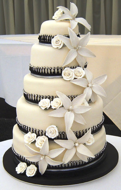 Wedding Cakes Pics
 Amazing Black And White Wedding Cakes [40 Pic] Awesome