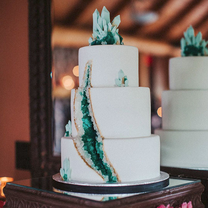 Wedding Cakes Pics
 This New Geode Wedding Cake Trend Is Rocking The Internet