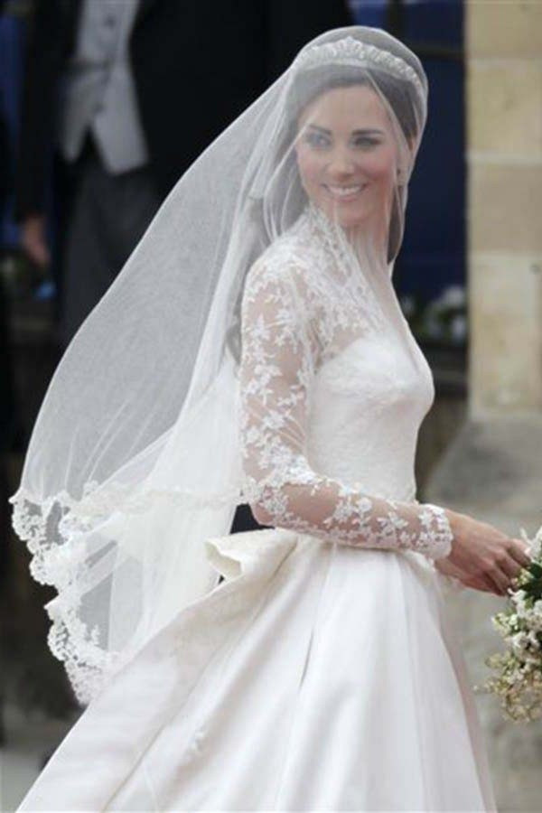 Wedding Dress And Veil
 wedding veil