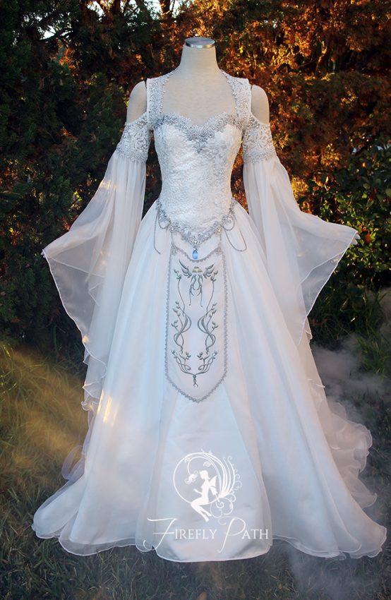 Wedding Dresses Gowns
 This Zelda Inspired Wedding Gown Is Every Geek Bride s