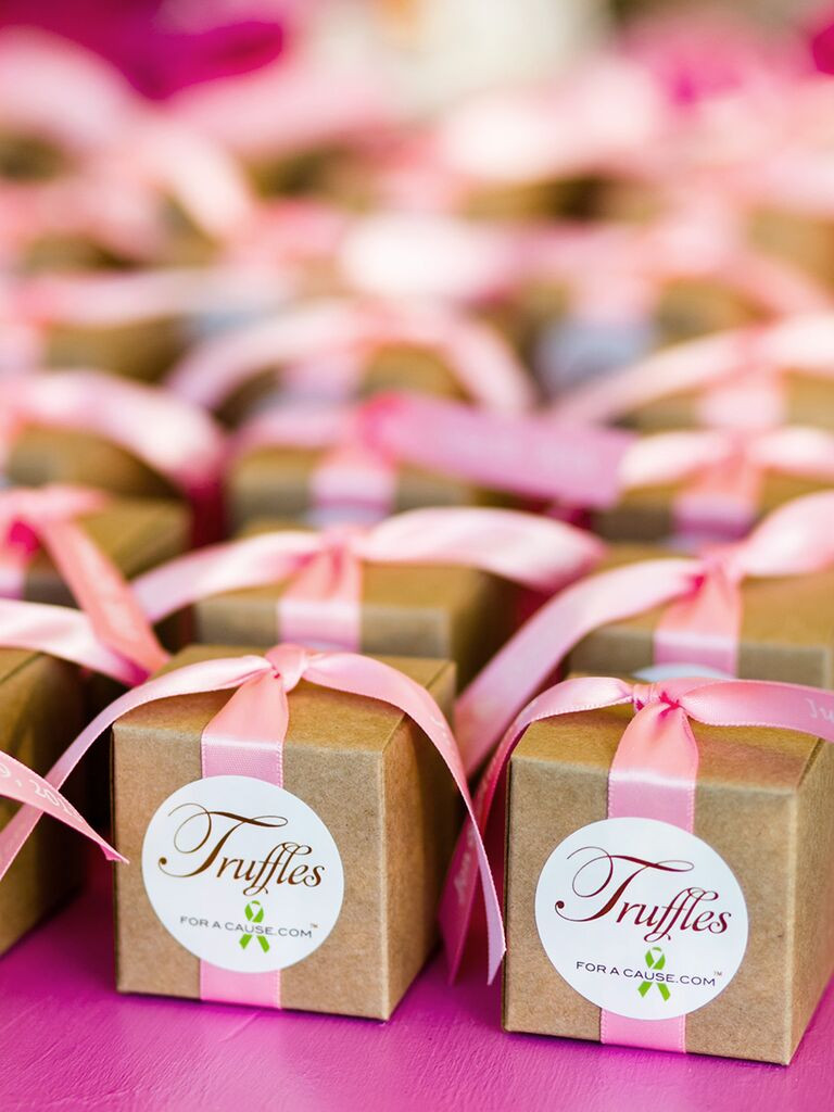 Wedding Favor Ideas
 17 Edible Wedding Favors Your Guests Will Love