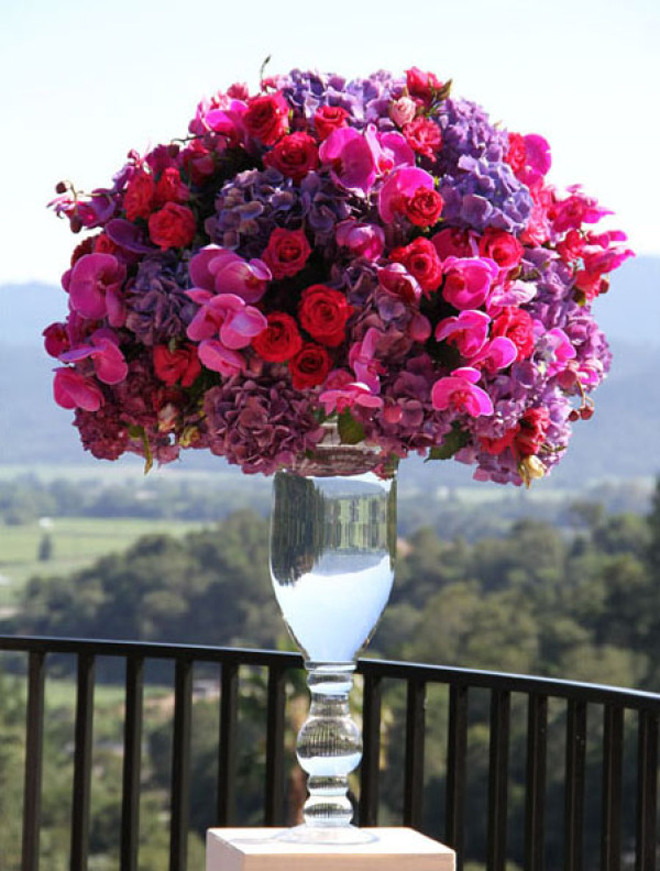 Wedding Flower Designs
 10 Steal Worthy Flower Arrangements For Your Wedding