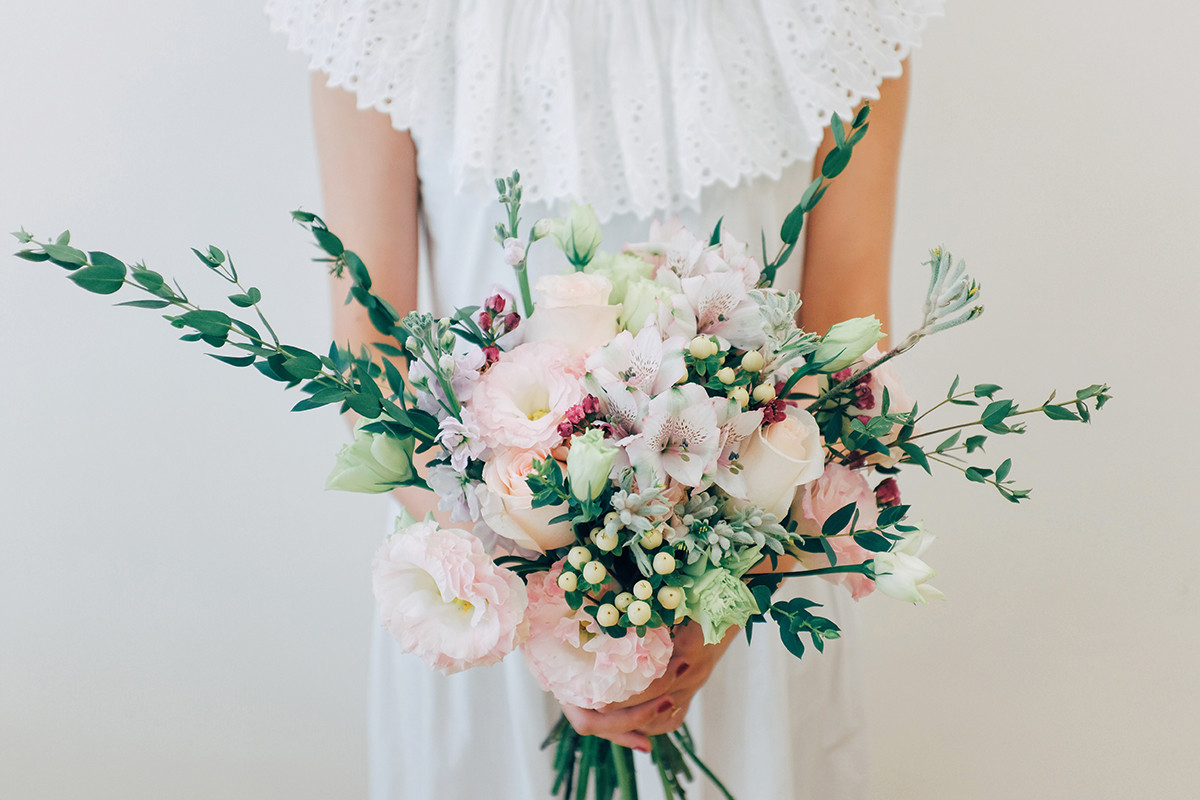 Wedding Flower Designs
 Style Your Own Wedding With Affordable Blooms By Runaway