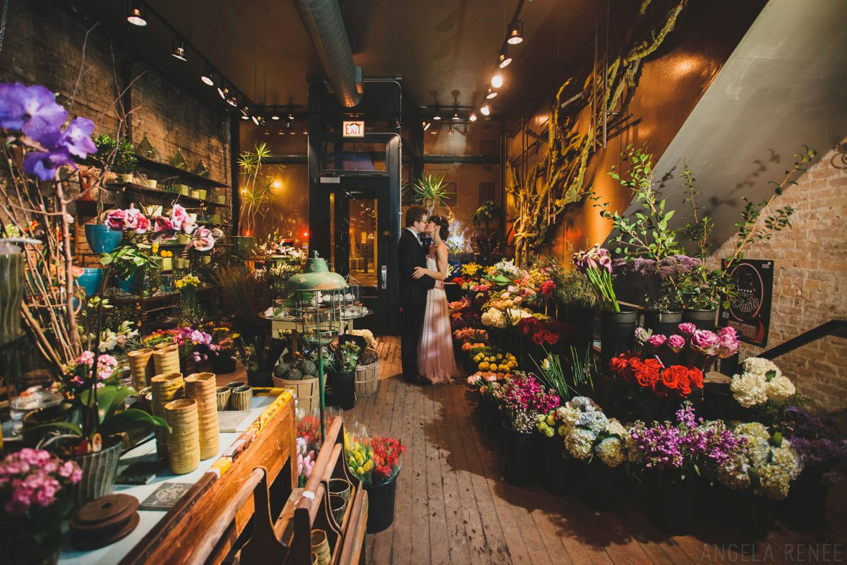 Wedding Flower Shops
 Chicago Wedding grapher