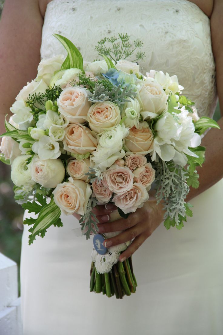 Wedding Flowers Austin
 Premium brides bouquet for Biltmore Estate wedding