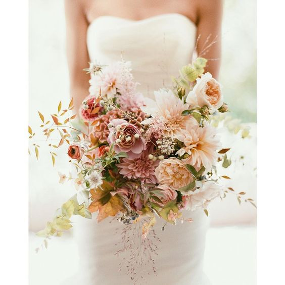 Wedding Flowers For September
 September Wedding Flowers & Bridal Bouquet Inspiration