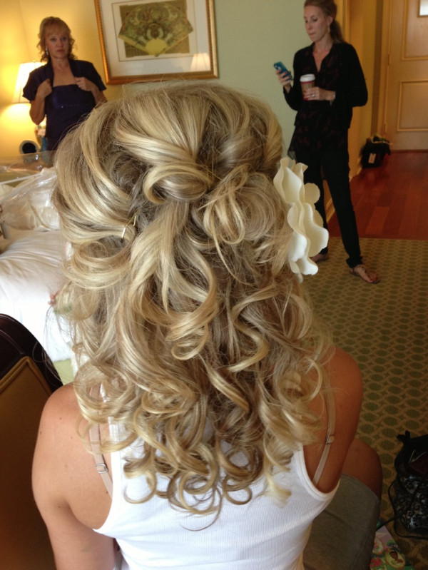 Wedding Hairstyles For Medium Length Hair Down
 Stella s Wedding Inspirations Wedding Fashion 2013