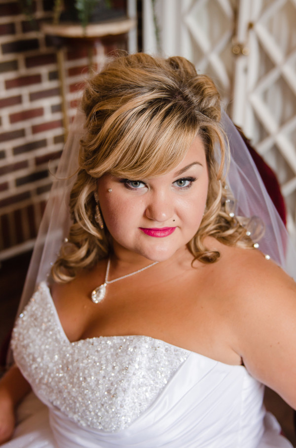 Wedding Hairstyles For Plus Size Brides
 Styled Shoot Mankin Mansion Bridal Portraits The