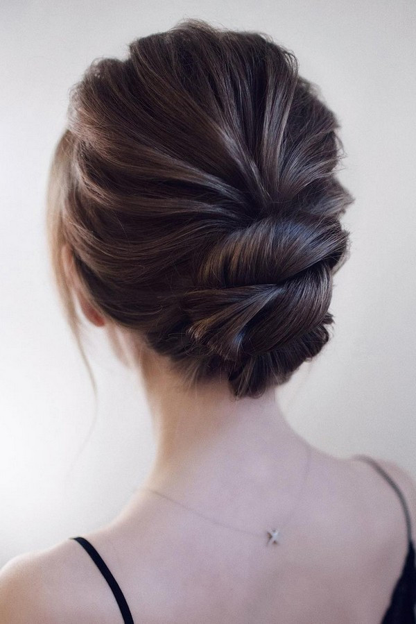 Wedding Hairstyles Low Buns
 15 Stunning Low Bun Updo Wedding Hairstyles from