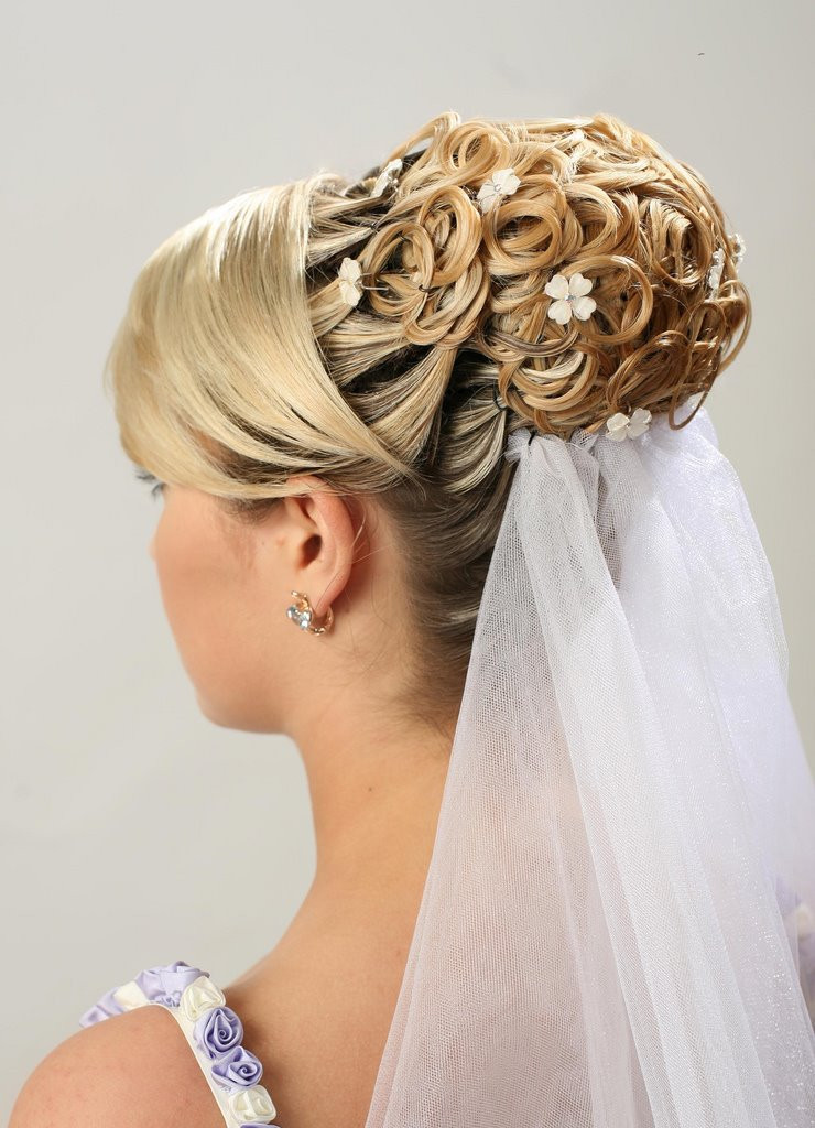 Wedding Hairstyles Up
 Bridal Makeup 07 27 11