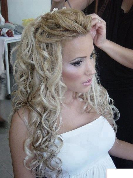 Wedding Hairstyles With Hair Down
 23 Stunning Half Up Half Down Wedding Hairstyles Pretty