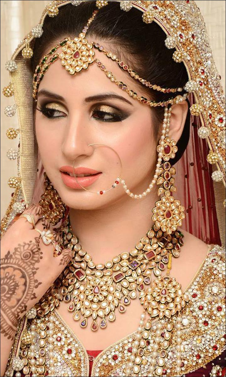 Wedding Looks
 11 Different Indian Bridal Looks to Make Heads Turn