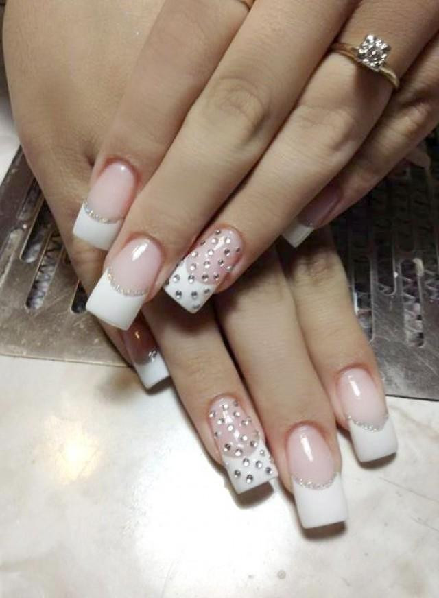 Wedding Nails For Bride
 PHOTOS Eye Popping Wedding Nails For Every Bride