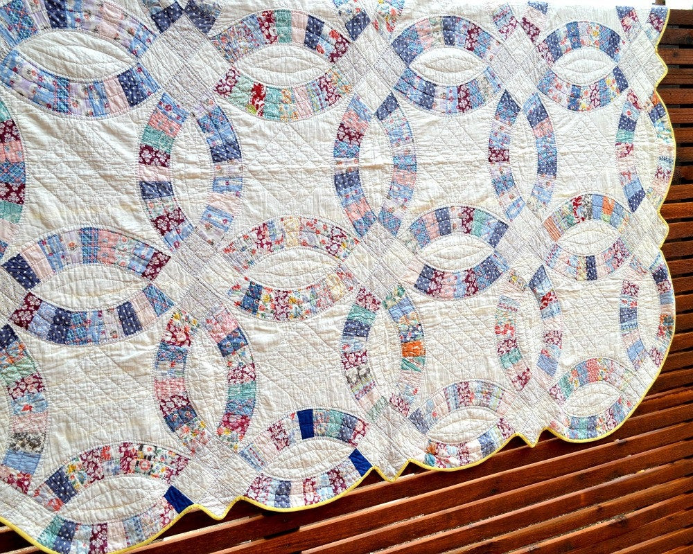 Wedding Ring Quilt
 Vintage Quilt Double Wedding Ring 20s Feedsack Hand
