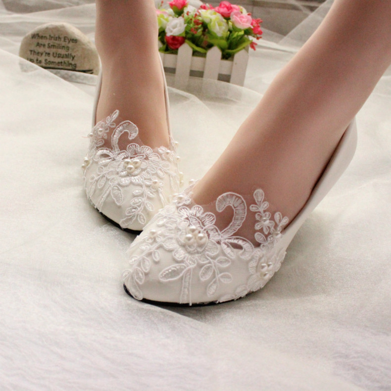 Wedding Shoes For Bride Ivory
 Lace white ivory crystal Wedding shoes Bridal flats low