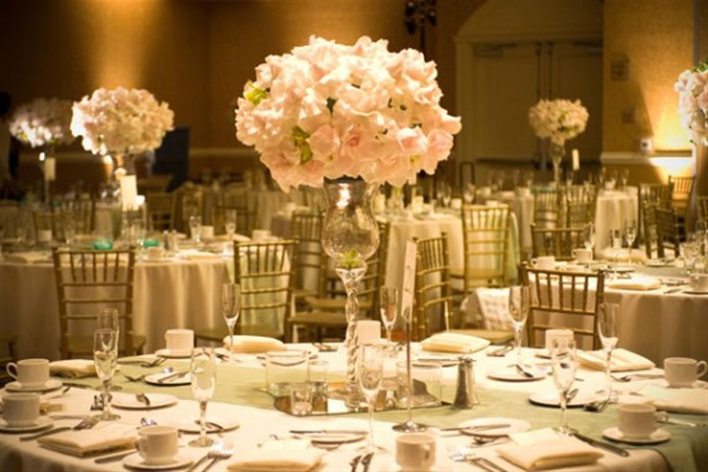 Wedding Tables Decoration
 Flowers decorations Wedding party Flower decoration