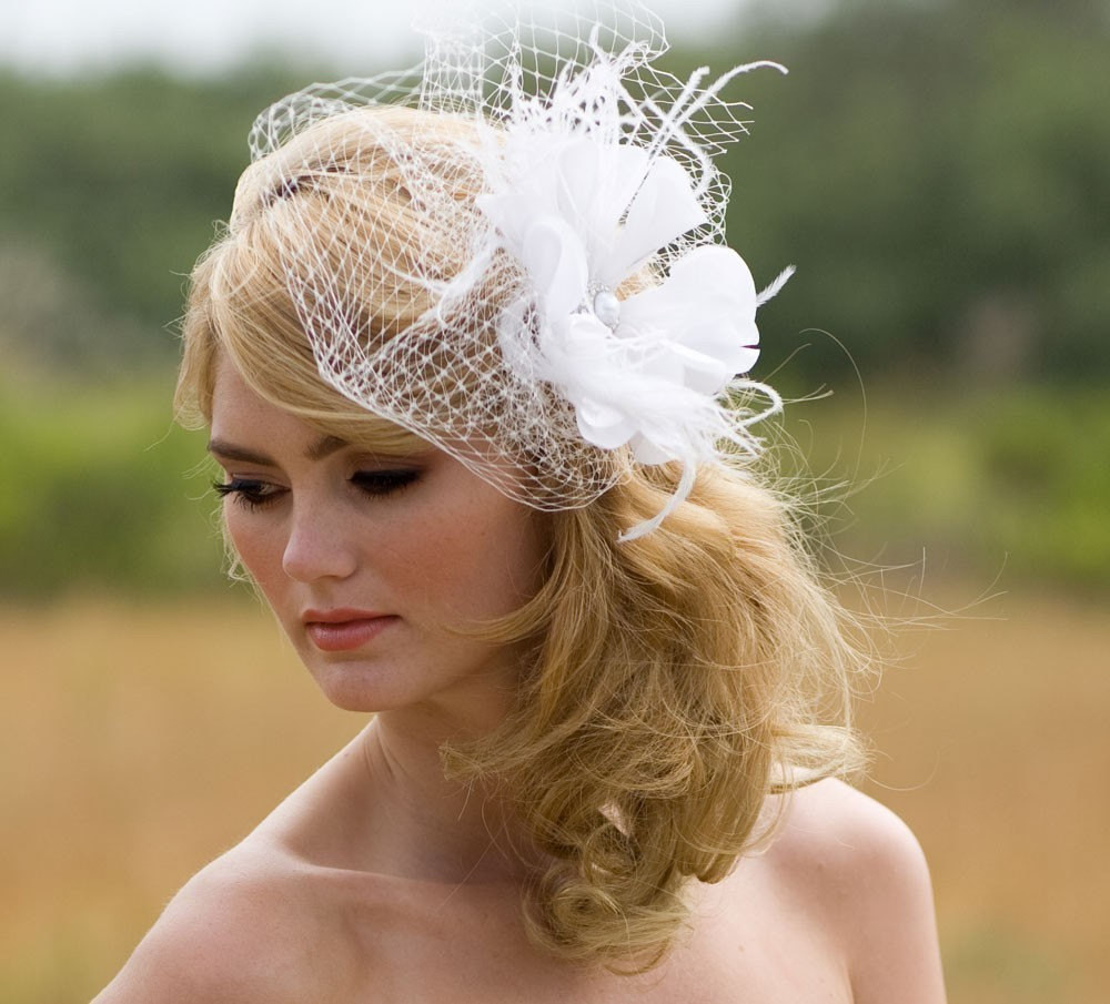 Wedding Veil Fascinator
 Floral Hair Accessory Ivory Bridal Veil Feather Fascinator