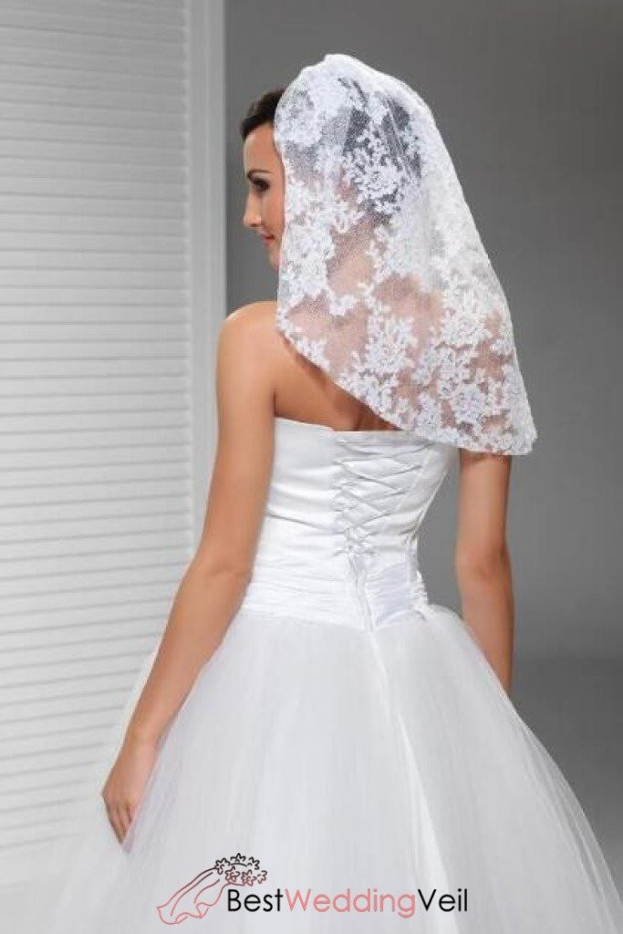 Wedding Veil Short
 Short Style Full Lace Wedding Veils Shoulder Length